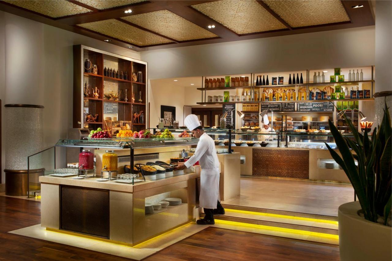 Rotana - Resort